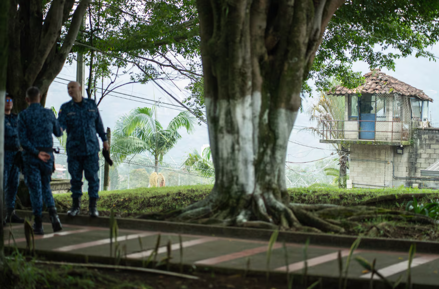 Presidente del Concejo de Medellín denuncia presunto plan de fuga en la cárcel de Itagüí antes del 7 de agosto