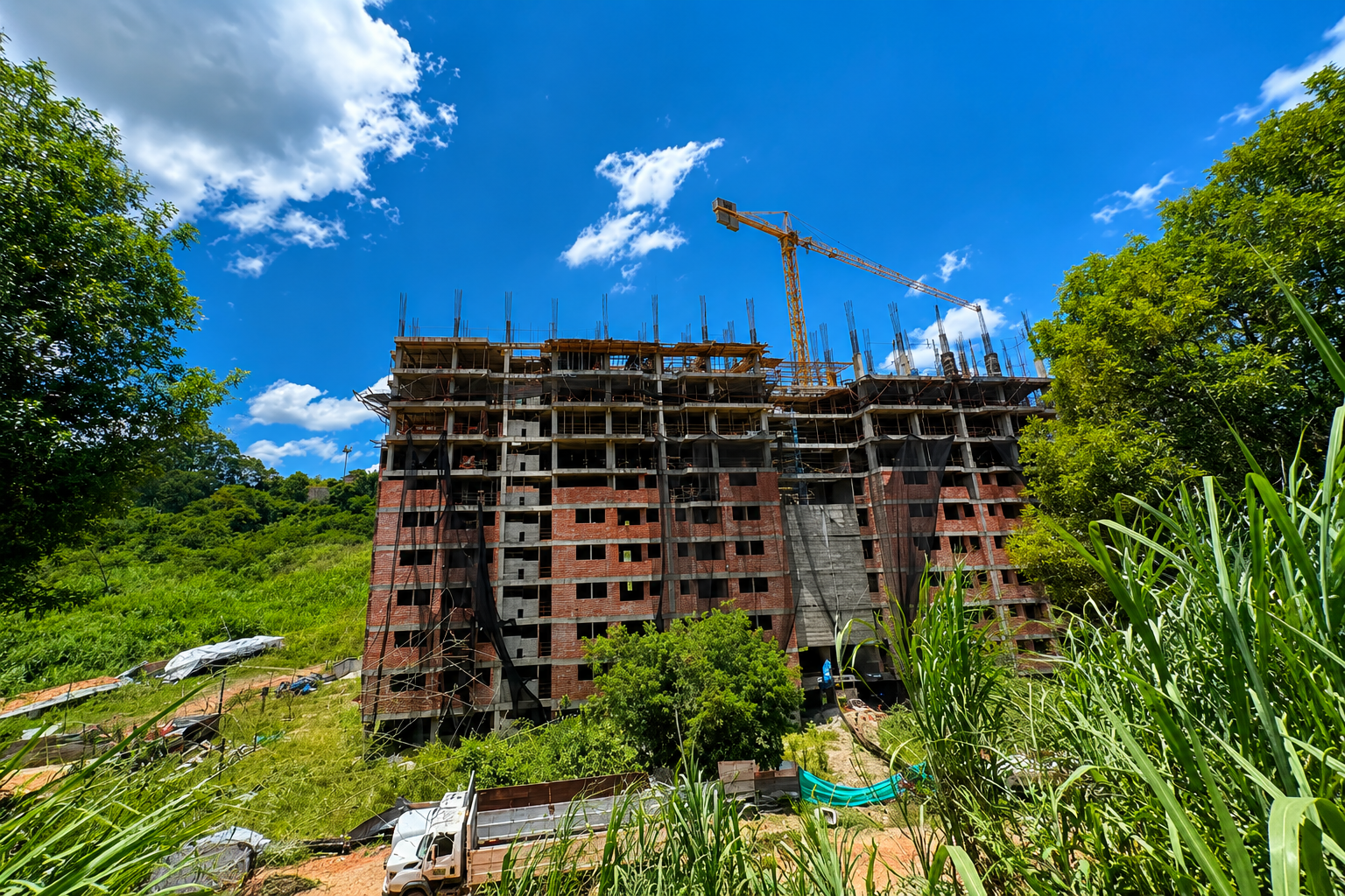Alianza Fiduciaria deberá devolver millonaria inversión por proyecto inmobiliario abandonado en Itagüí