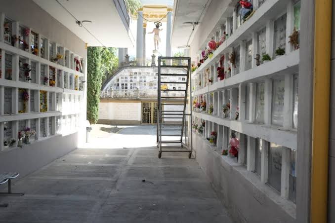Buscan en cementerio de Itagüí 14 cuerpos de personas desaparecidas por el conflicto armado