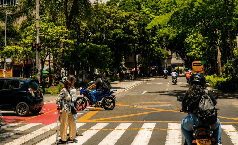 Proyecto La Serpiente para la renovación urbana de la Avenida La Playa en Medellín.