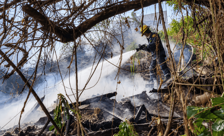 Incendio en El Alto de Itagüí fue atendido por autoridades