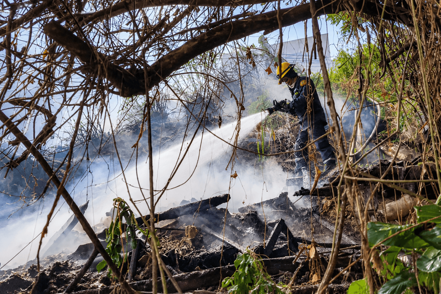 Incendio en El Alto de Itagüí fue atendido por autoridades