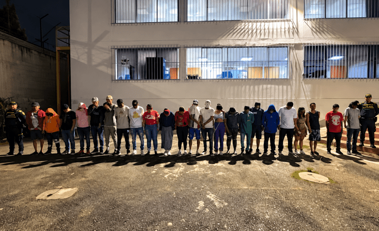 Capturas de presuntos integrantes de Los Conejos por microtráfico en Medellín.Capturas de presuntos integrantes de Los Conejos por microtráfico en Medellín.