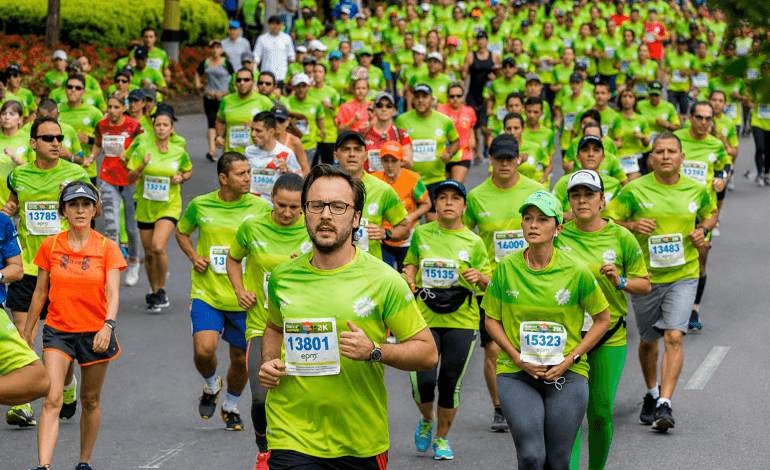 Cierres viales en Medellín por la Maratón Medellín 2026.